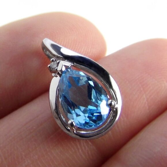 2.00 ctt Blue Topaz & DIAMOND 10KW GOLD Pendant - Picture 7 of 7